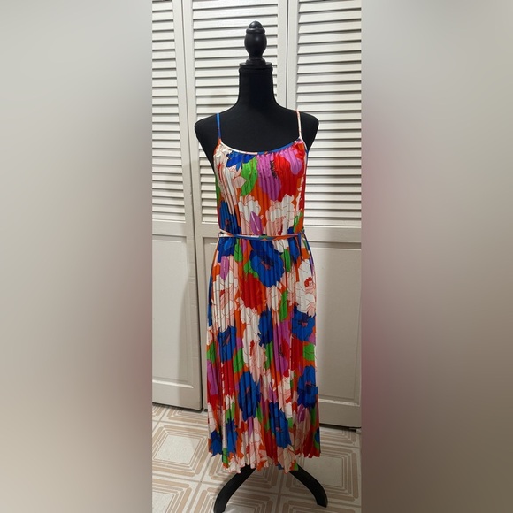 Sam Edelman Plisse Dress Retro Floral - Picture 3 of 9